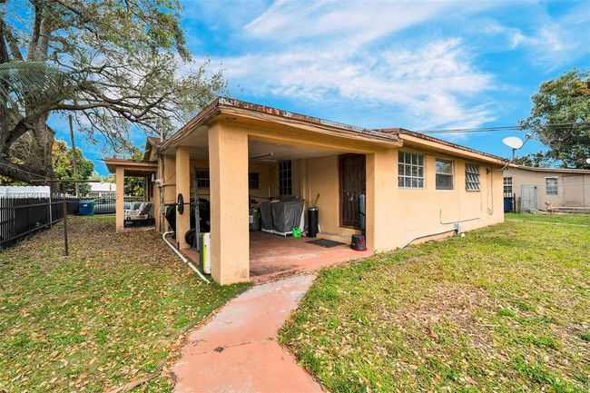 1900 Nw 88 Th St, Home with 0 bedrooms, 0 bathrooms and 4 parking in Miami FL | Image 22