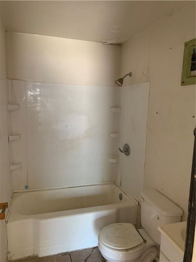 225 E Main St, House other with 3 bedrooms, 2 bathrooms and null parking in Bishop TX | Image 34