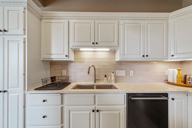 23 Kitchen.jpg | Image 26