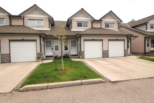215 Millview Green Sw, Calgary, AB, T2Y3W1 | Card Image