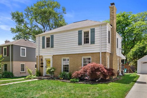 2537 N 84th Street, Wauwatosa, WI, 53226 | Card Image