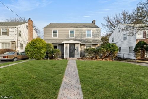 666 Tremont Ct, Orange, NJ, 07050-3009 | Card Image
