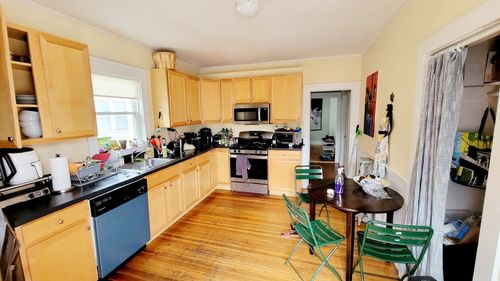2-31 Leonard St, Somerville, MA, 02144-1643 | Card Image