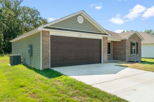 106 Terrence Dr, Beebe, AR, 72012-2414 | Card Image