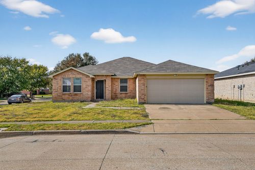 9236 Cheswick Dr, Fort Worth, TX, 76123-3544 | Card Image
