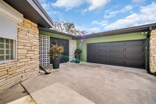 307 Orangewood Ln, LARGO, FL, 33770-4077 | Card Image