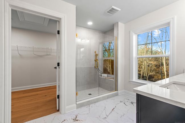 38 Summer Time Cir, House other with 3 bedrooms, 3 bathrooms and null parking in Pawcatuck CT | Image 27