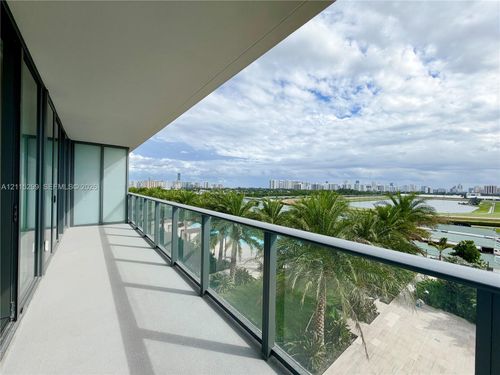 811-1170 E Hallandale Beach Blvd, Hallandale Beach, FL, 33009 | Card Image