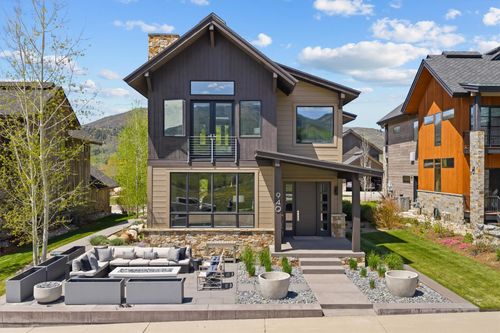 940 Twilight Ln, Steamboat Springs, CO, 80487-8897 | Card Image