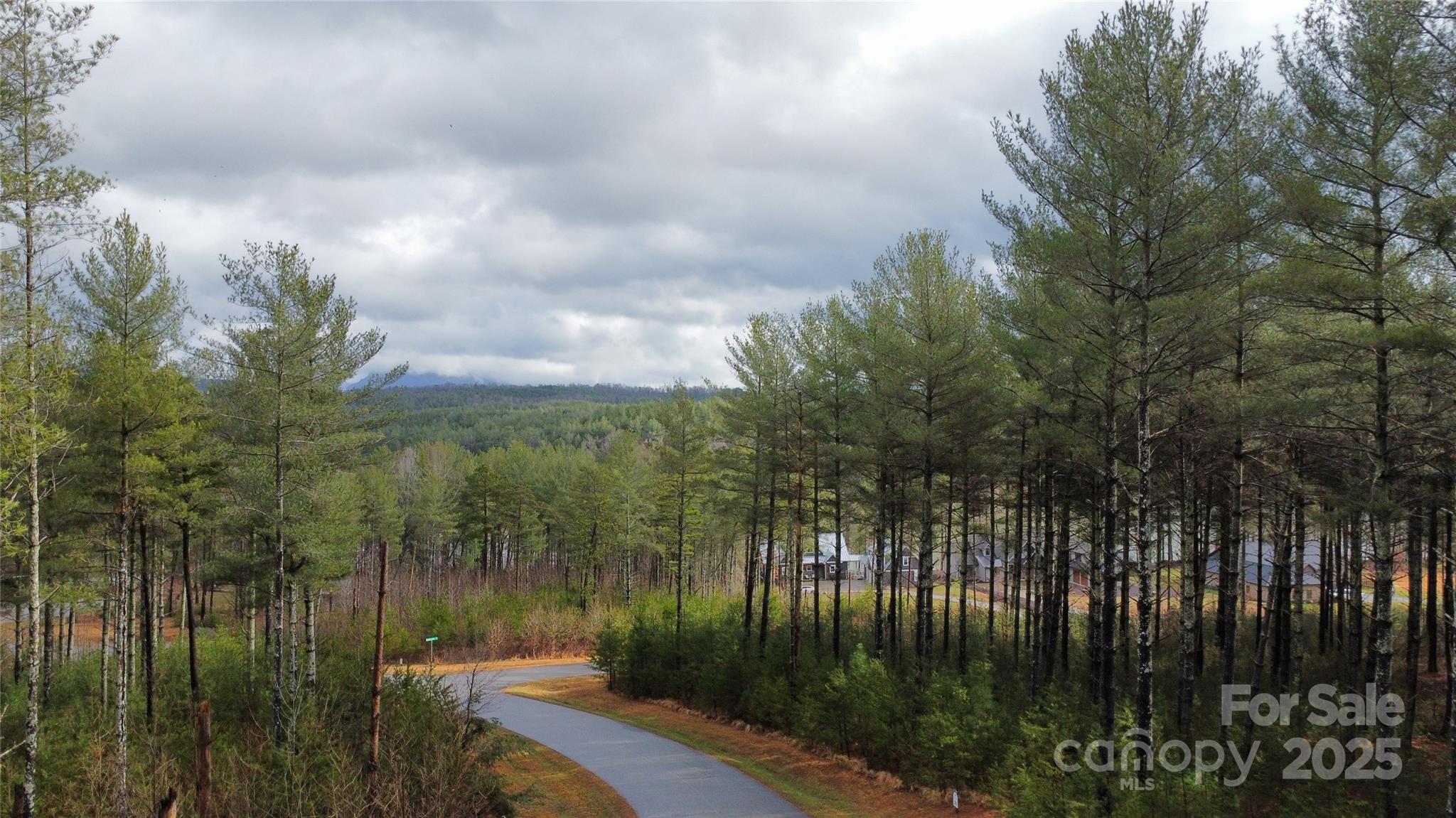 Land in Nebo
