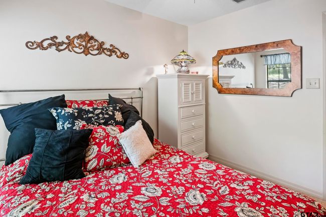 944 Clear Water Trl, House other with 3 bedrooms, 2 bathrooms and null parking in Holly Lake Ranch TX | Image 21