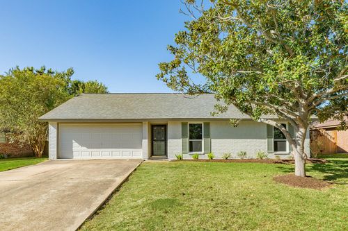 54 Blackgum Ct, Lake Jackson, TX, 77566-5706 | Card Image