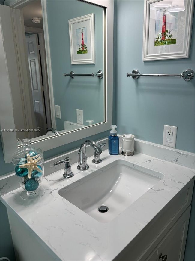 APT-1 - 6001 Se Landing Way, Condo with 2 bedrooms, 2 bathrooms and null parking in Stuart FL | Image 21