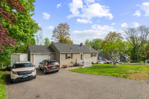 54 Topstone Dr, Danbury, CT, 06810-7040 | Card Image