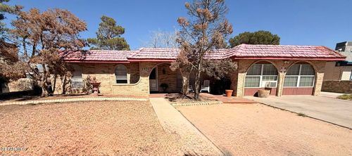 1576 Kenazo Avenue, Horizon City, TX, 79928 | Card Image