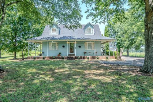 3811 County Road 92, Moulton, AL, 35650-4462 | Card Image