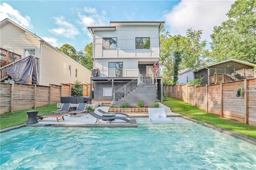 120 Vanira Ave Se, Atlanta, GA, 30315-1947 | Card Image