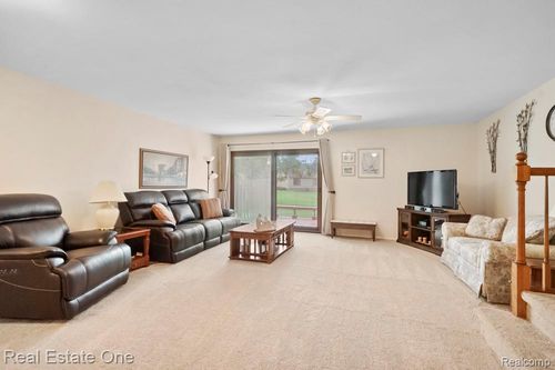 124-645 Tennyson, Rochester Hills, MI, 48307 | Card Image