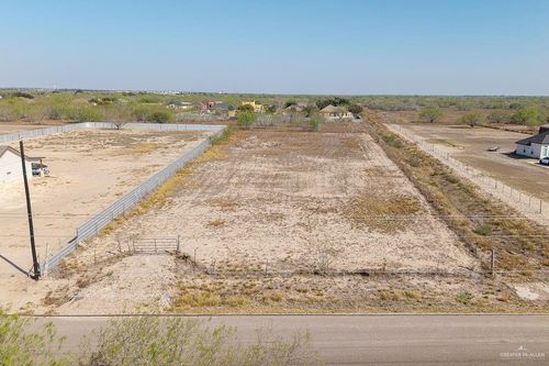 35 Midway Road, Rio Grande City, TX, 78582 | Card Image