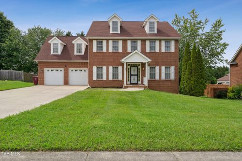 1402 Lake Ridge Sq, Johnson City, TN, 37601-7407 | Card Image