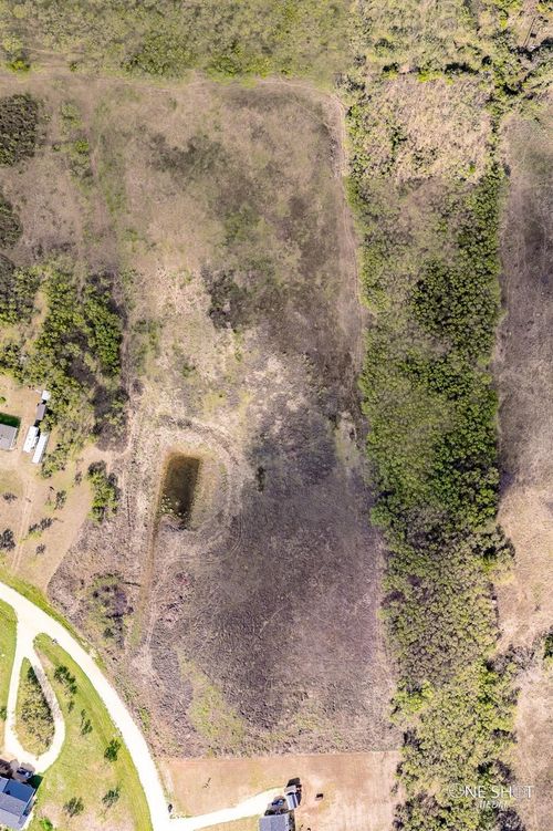 1330 Eagle Cove Ln, Clyde, TX, 79510-1136 | Card Image