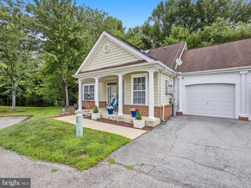 1 Rosebud Ct, UPPER MARLBORO, MD, 20774-8609 | Card Image