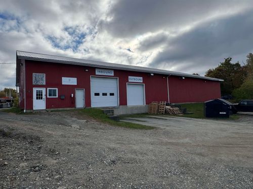 192 E Main St, Newport, VT, 05855-5259 | Card Image