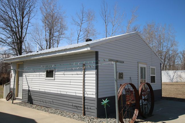 30'X45' HEATED GARAGE | Image 9
