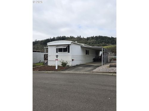 512 Shadow Ranch Ln, Roseburg, OR, 97470-1191 | Card Image