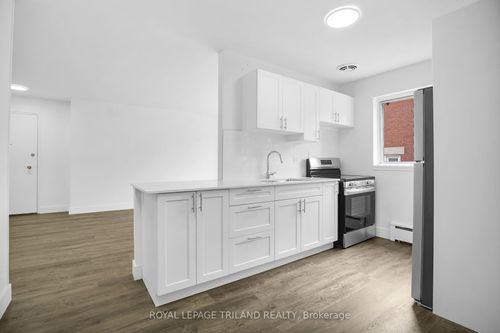 3-69 Cartwright St, London, ON, N6B2W6 | Card Image