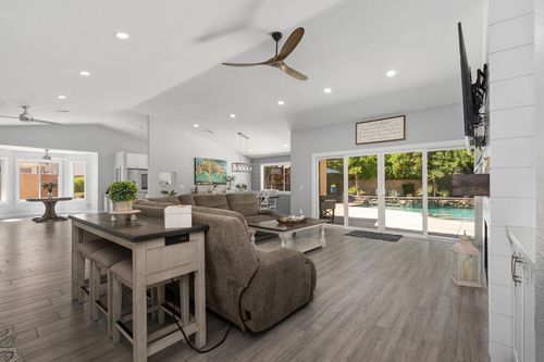 39369 Regency Way, Palm Desert, CA, 92211-7107 | Card Image