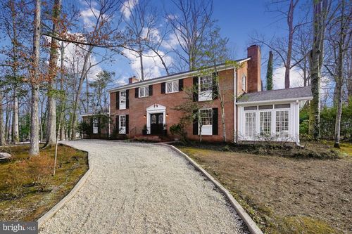 3220 Riverview Dr, TRIANGLE, VA, 22172-1422 | Card Image