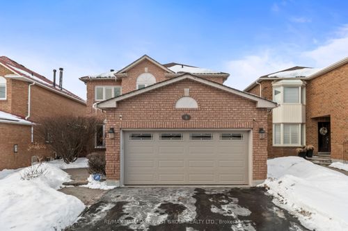 4 Winterberry Dr, Whitby, ON, L1R1Z2 | Card Image