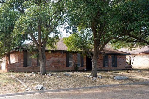 3205 Sierra Dr, San Angelo, TX, 76904-6935 | Card Image