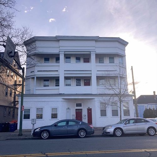 apt-3s-588 Brock Ave, New Bedford, MA, 02744-1557 | Card Image