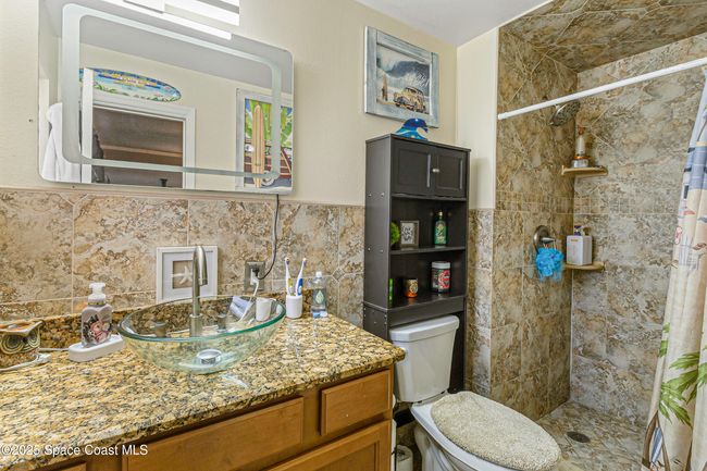 Updated Bath Suite | Image 7