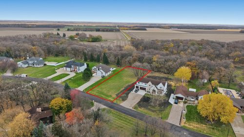 6411 13th St N, Fargo, ND, 58102-6012 | Card Image