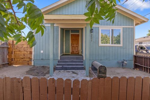 221 N Orchard St, Fresno, CA, 93701-2539 | Card Image