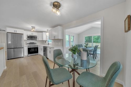 38 Sunset Ave, Oxford, MA, 01540-2440 | Card Image