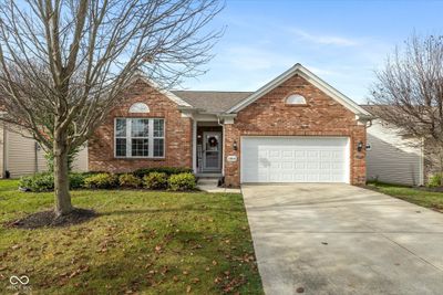 13044 Pinner Avenue, House other with 4 bedrooms, 3 bathrooms and null parking in Fishers IN | Image 1