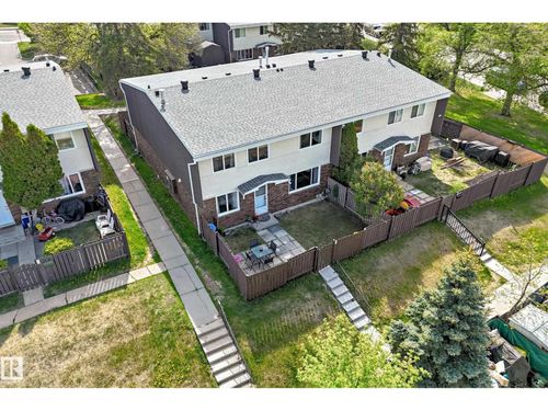 167 Roseland Villge Nw, Edmonton, AB, T5E5R6 | Card Image