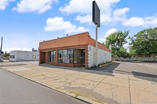 22976 Outer Dr, Dearborn, MI, 48124-4279 | Card Image