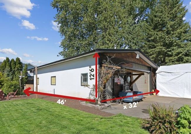 26561 29 Avenue, House other with 3 bedrooms, 2 bathrooms and 6 parking in Langley BC | Image 2