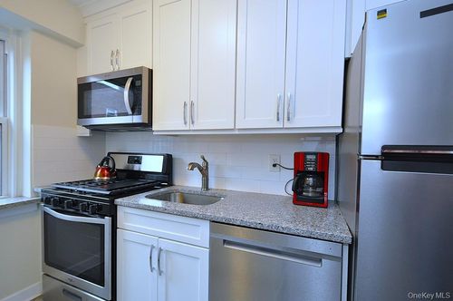 a5b-235 Garth Rd, Scarsdale, NY, 10583-3937 | Card Image