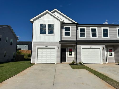 643 Hampton Dr, North Augusta, SC, 29860-9422 | Card Image