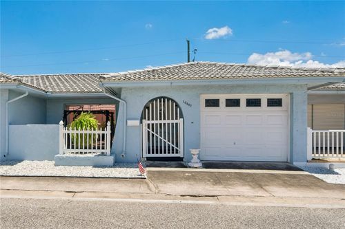 218-10407 Larchmont Pl N, Pinellas Park, FL, 33782-2753 | Card Image