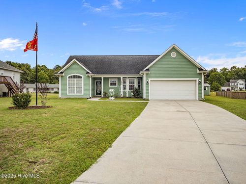 103 Leisure Ct, Stella, NC, 28582-9742 | Card Image