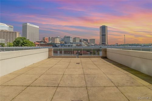 unit-609-301 Virginia St, Richmond, VA, 23219-4172 | Card Image