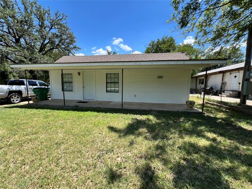 104 E Little St, Hamilton, TX, 76531-9426 | Card Image