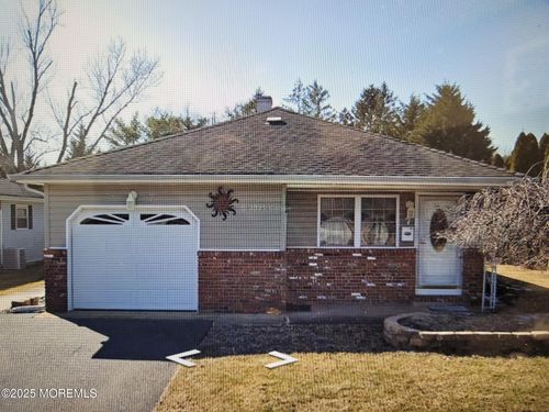 7 Le Lamentin Dr, Toms River, NJ, 08757-4340 | Card Image